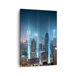 Bild auf Leinwand - Leinwandbild - Eine moderne Stadt bei Nacht mit futuristischen Lichtakzenten. - 50x70cm - Auf Berliner Art gegen den Himmel - Moderne Wanddekoration für Wohnzimmer und Schlafzimmer ARTTOR