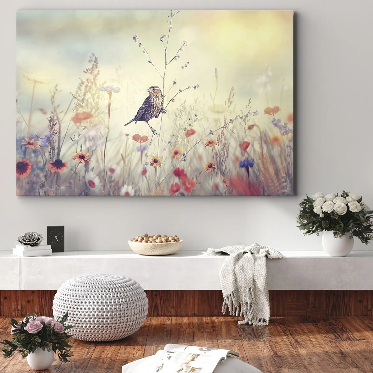 Bild auf Leinwand - Leinwandbild - Ein Vogel vor dem Hintergrund einer bunten Wiese in Pastellfarben - 70x50cm - Vogelporträt mit einer Wiese im Hintergrund - Moderne Wanddekoration für Wohnzimmer und Schlafzimmer ARTTOR