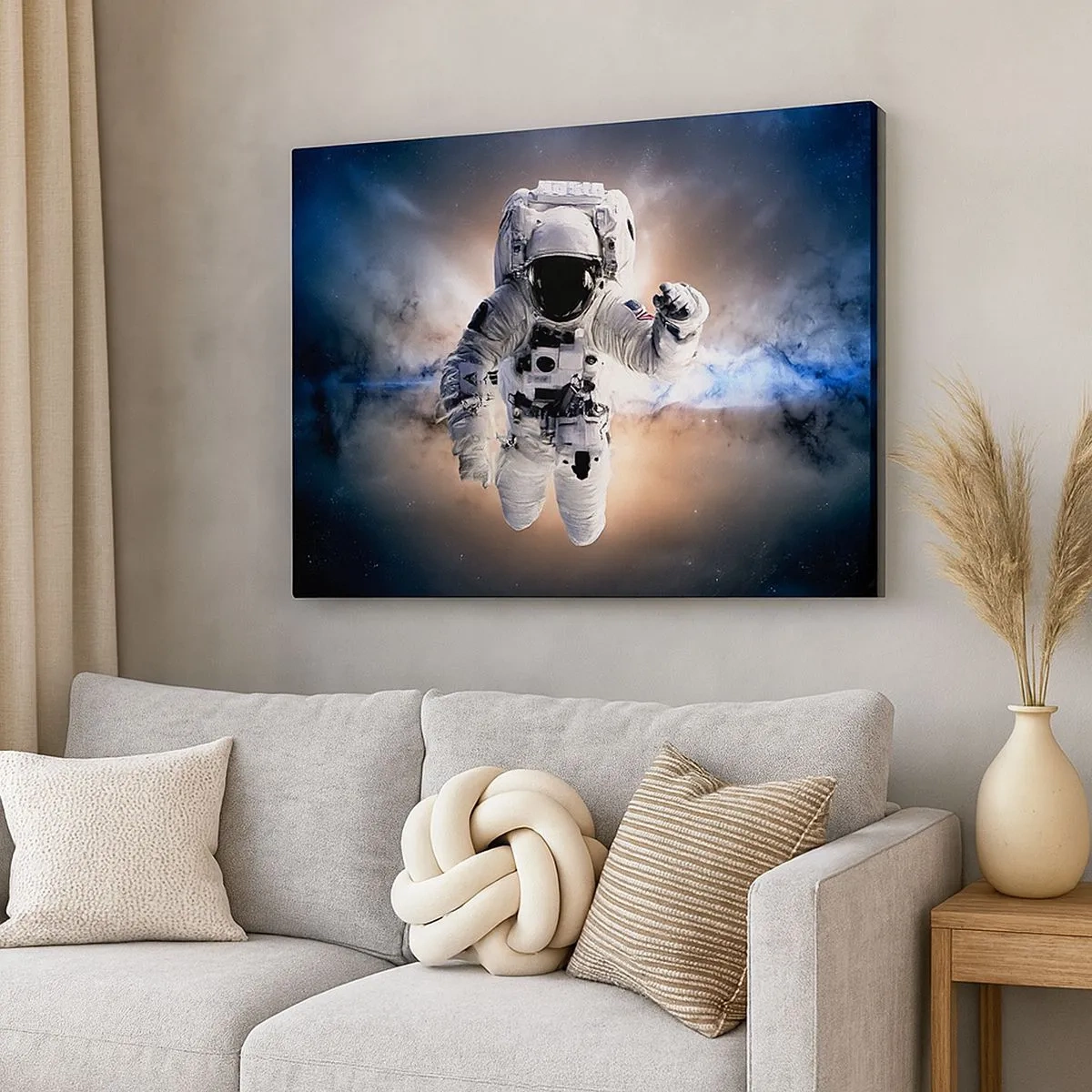 Bild auf Leinwand - Leinwandbild - Astronaut im Weltraum - 70x50cm - Grüße aus dem Weltall - Moderne Wanddekoration für Wohnzimmer und Schlafzimmer ARTTOR