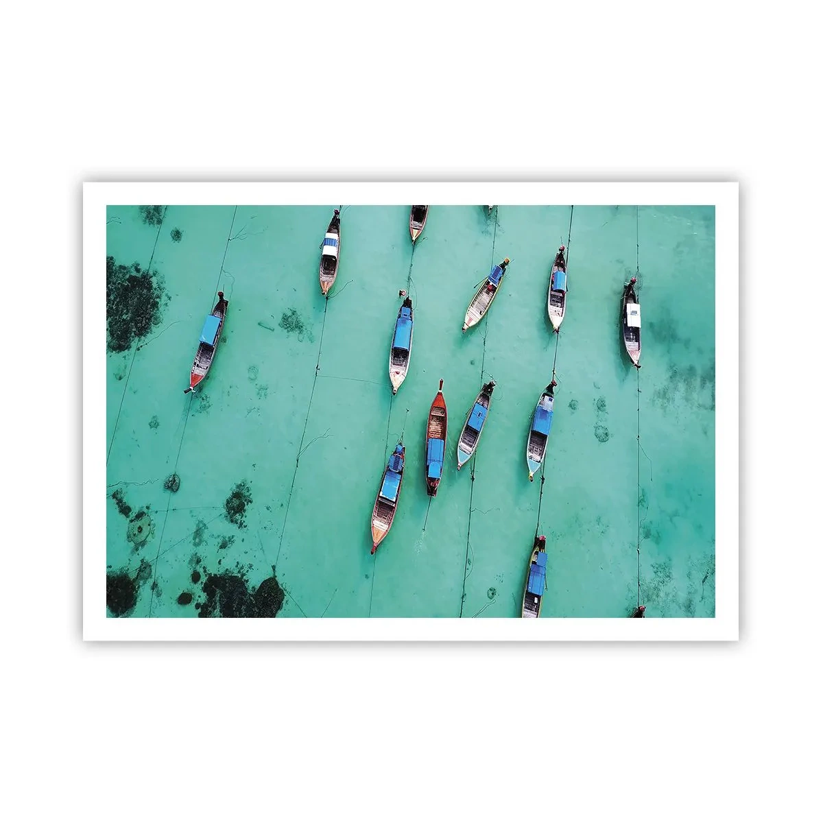 Poster - Boote auf türkisfarbenem Wasser aus der Vogelperspektive - 100x70cm - In freudiger Erwartung - Moderne Wanddekoration für Wohnzimmer und Schlafzimmer ARTTOR