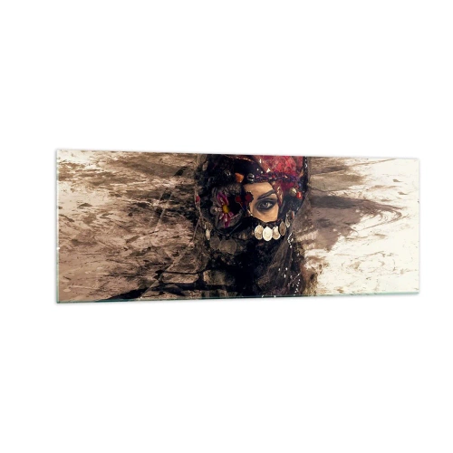 Glasbild - Bild auf glas - Künstlerisches Porträt einer Frau in orientalischer Kleidung vor abstraktem Hintergrund. - 140x50cm - Gelinde gesagt besorgniserregend - Moderne Wanddekoration für Wohnzimmer und Schlafzimmer ARTTOR