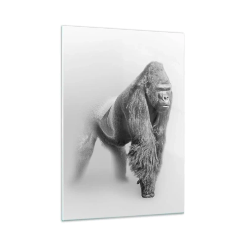 Glasbild - Bild auf glas - Schwarz-Weiß-Porträt eines majestätischen Gorillas vor weißem Hintergrund - 50x70cm - Zuversichtlich in seiner Stärke - Moderne Wanddekoration für Wohnzimmer und Schlafzimmer ARTTOR