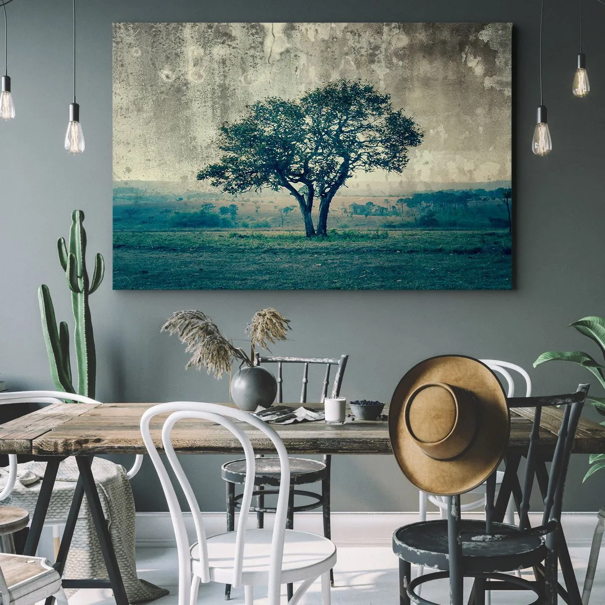 Bild auf Leinwand - Leinwandbild - Ein einsamer Baum vor einer nebligen Landschaft - 120x80cm - Ein Apfelbaum auf blauem Feld? - Moderne Wanddekoration für Wohnzimmer und Schlafzimmer ARTTOR