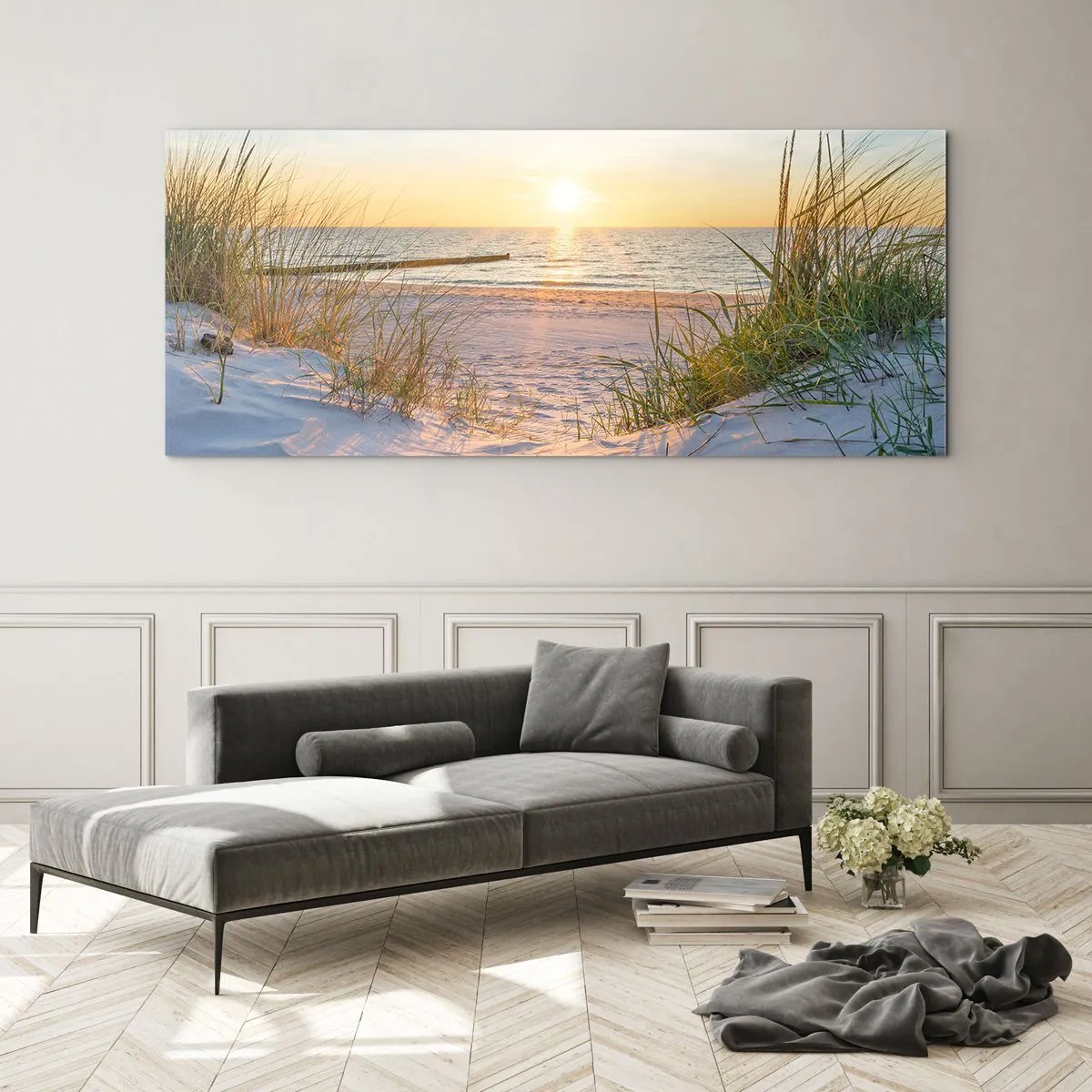 Glasbild - Bild auf glas - Ein Sandstrand mit Blick auf den Sonnenuntergang über dem Meer - 120x50cm - Das Rauschen des Meeres, der Gesang der Vögel, ein wilder Strand im Gras ... - Moderne Wanddekoration für Wohnzimmer und Schlafzimmer ARTTOR