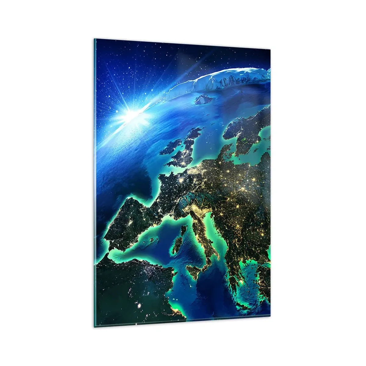 Glasbild - Bild auf glas - Ein Blick auf Europa aus dem Weltraum im Schein der aufgehenden Sonne. - 80x120cm - Funkelndes Europa - Moderne Wanddekoration für Wohnzimmer und Schlafzimmer ARTTOR
