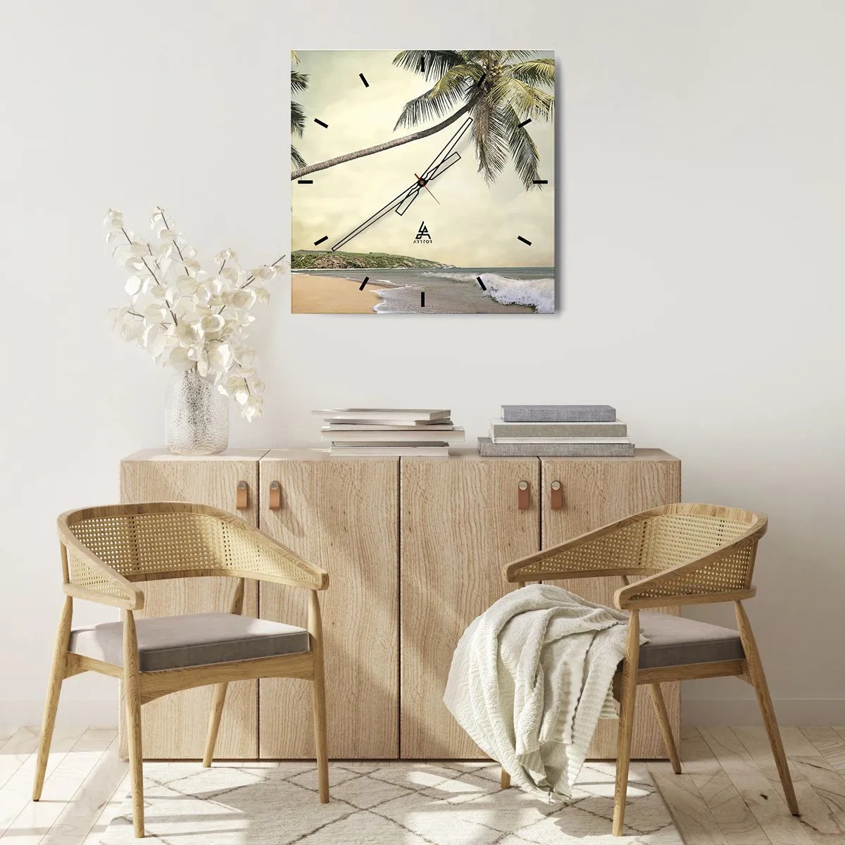 Wanduhr - Glasuhr - Ein Strand mit Palmen vor der Kulisse eines ruhigen Meeres - 30x30cm - Tropischer Traum - Moderne Wanddekoration für Wohnzimmer und Schlafzimmer ARTTOR