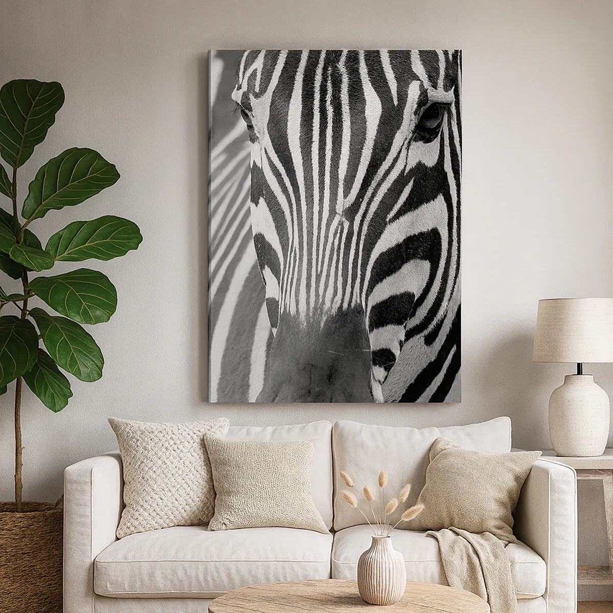 Bild auf Leinwand - Leinwandbild - Eine Schwarz-Weiß-Nahaufnahme eines Zebras mit seinen charakteristischen Streifen. - 50x70cm - Die Welt ist schwarz und weiß - Moderne Wanddekoration für Wohnzimmer und Schlafzimmer ARTTOR
