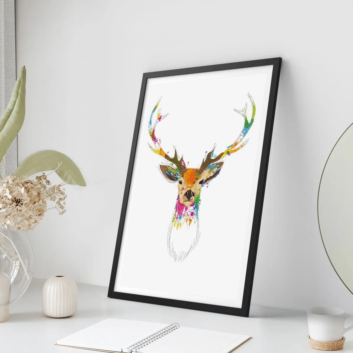 Poster in einem schwarzem Rahmen - Bunte Hirsche im abstrakten Stil auf weißem Hintergrund - 50x70cm - Ein mildes Reh in Farbe getaucht - Moderne Wanddekoration für Wohnzimmer und Schlafzimmer ARTTOR