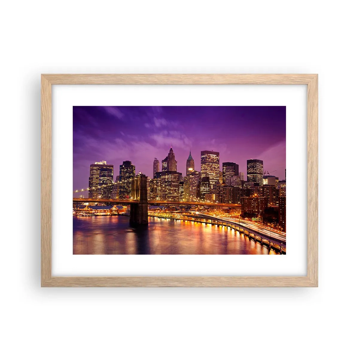 Poster in einem Rahmen aus heller Eiche - Violett-goldenes Manhathann - 40x30 cm