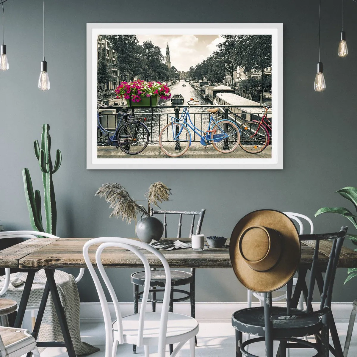 Poster in einem weißen Rahmen - Die Farben der Amsterdamer Straße - 70x50 cm