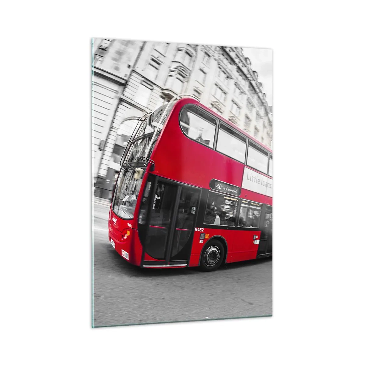 Glasbild - Bild auf glas - Ein roter Bus in Bewegung vor der Kulisse der Londoner Straßen - 50x70cm - London traditionell - mit dem Bus - Moderne Wanddekoration für Wohnzimmer und Schlafzimmer ARTTOR