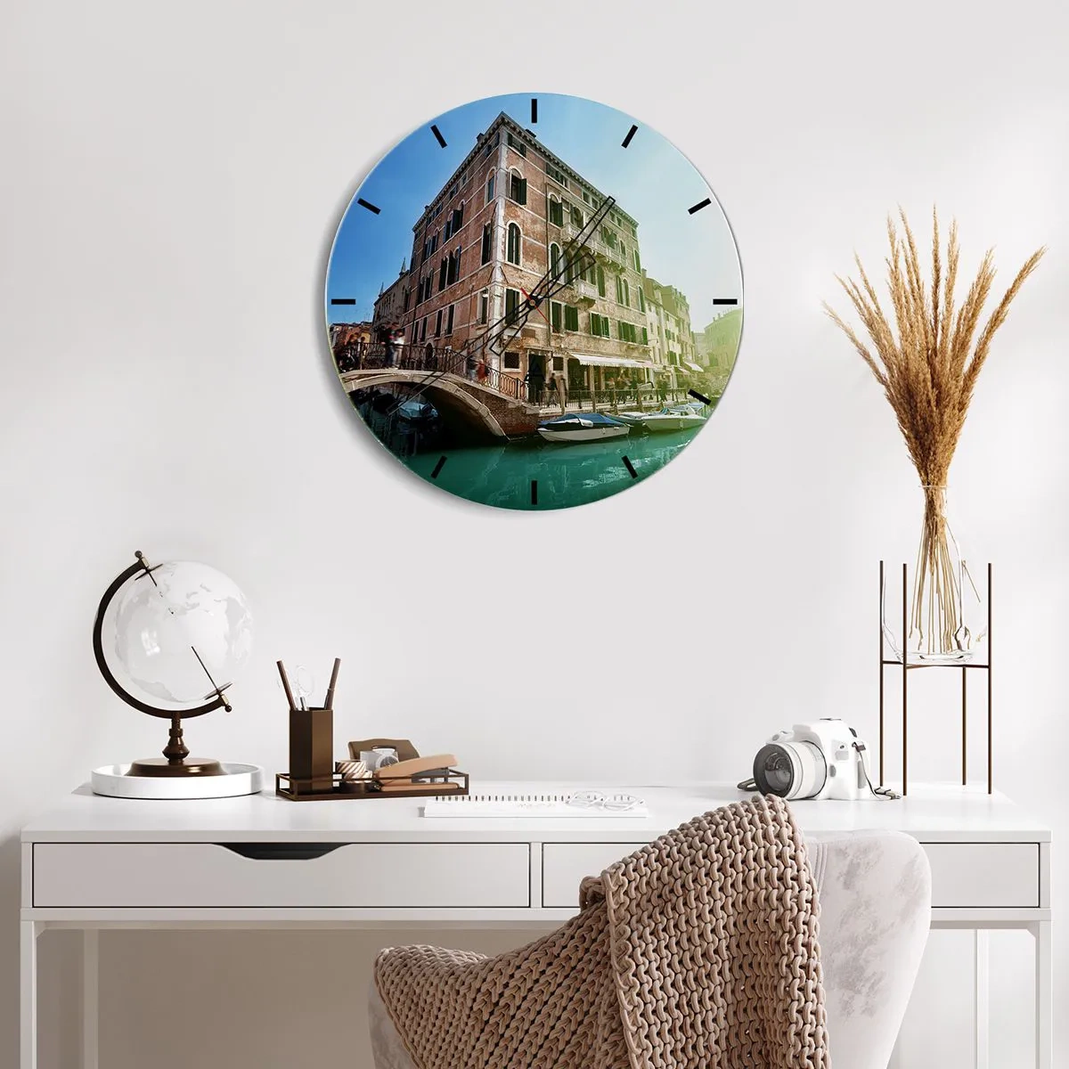 Wanduhr - Glasuhr - Venedig mit einer Brücke und einem Wasserkanal - 30x30cm - Venedig - Amore Mio - Moderne Wanddekoration für Wohnzimmer, Küche und Schlafzimmer ARTTOR