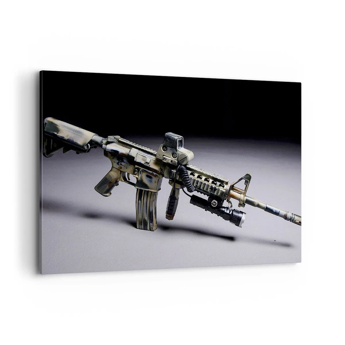 Bild auf Leinwand - Leinwandbild - Moderne Waffe in Tarnfarbe auf dunklem Hintergrund - 100x70cm - Immer bedrohlich - Moderne Wanddekoration für Wohnzimmer und Schlafzimmer ARTTOR