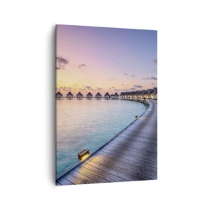 Bild auf Leinwand - Leinwandbild - Der Pier, der bei Sonnenuntergang zu den Cottages am Wasser führt - 50x70cm - Urlaub - zurück zu den Quellen - Moderne Wanddekoration für Wohnzimmer und Schlafzimmer ARTTOR