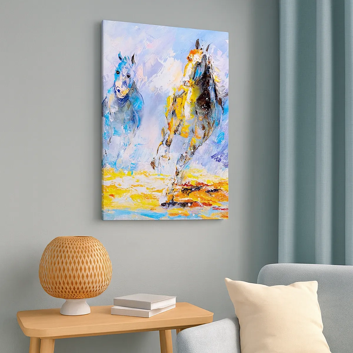 Bild auf Leinwand - Leinwandbild - Zwei Pferde in Bewegung vor dem Hintergrund einer abstrakten Landschaft - 50x70cm - Galopp durch die Blendung - Moderne Wanddekoration für Wohnzimmer und Schlafzimmer ARTTOR