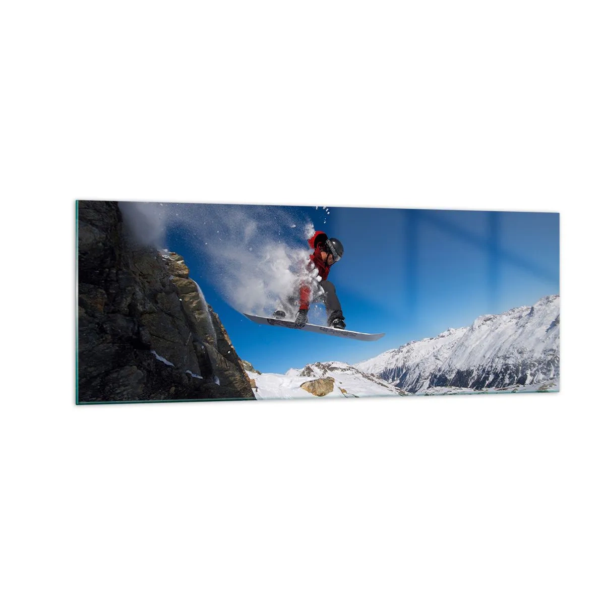 Glasbild - Bild auf glas - Ein Snowboarder springt von einem Felsen vor einer Berglandschaft - 140x50cm - Und du wurdest Teil des Raums - Moderne Wanddekoration für Wohnzimmer und Schlafzimmer ARTTOR