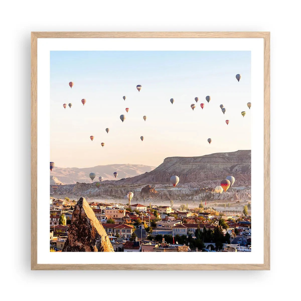 Poster in einem Rahmen aus heller Eiche - Wie Schiffe am Himmel - 60x60 cm