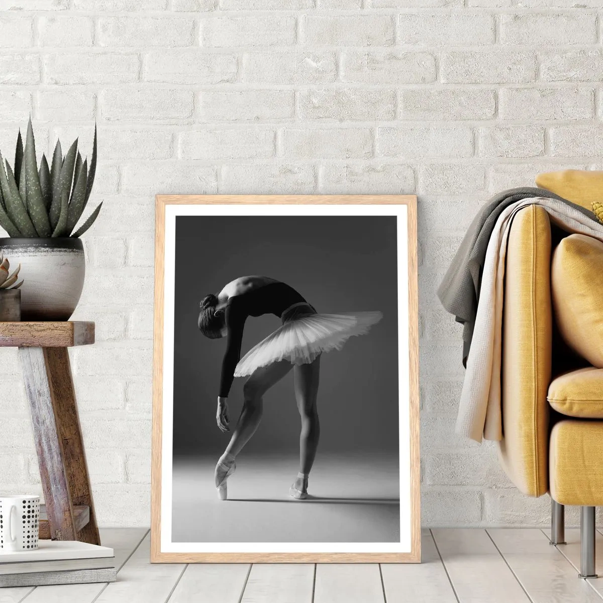 Poster in einem Rahmen aus heller Eiche - Bella Ballerina - 50x70 cm