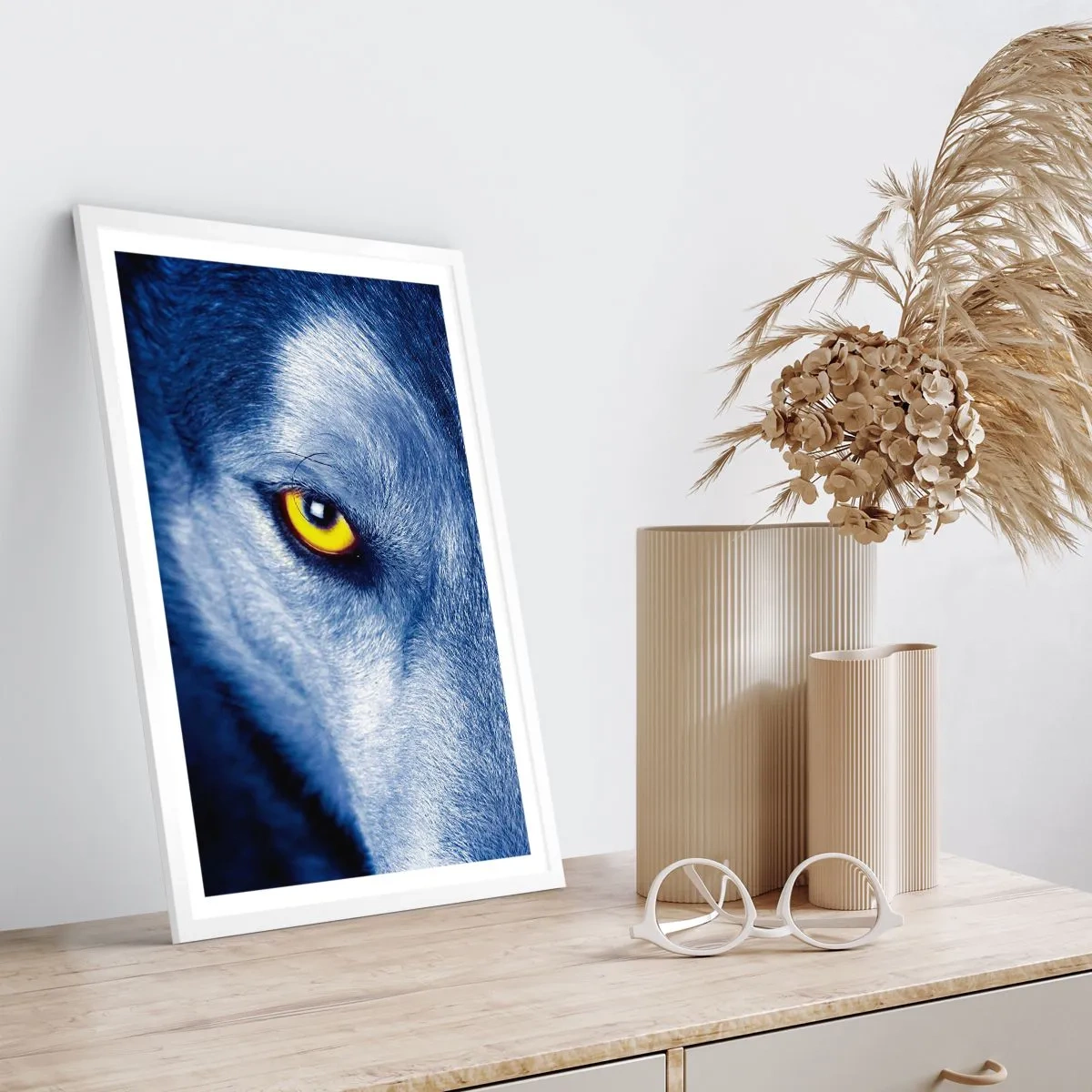 Poster in einem weißen Rahmen - Faszinierender Blick - 70x100 cm