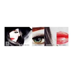 Fototapeten Muster Premium Sand - Saphir-Optik - Das Gesicht einer Frau, rote Lippen, Grüne Augen - 100x30 cm