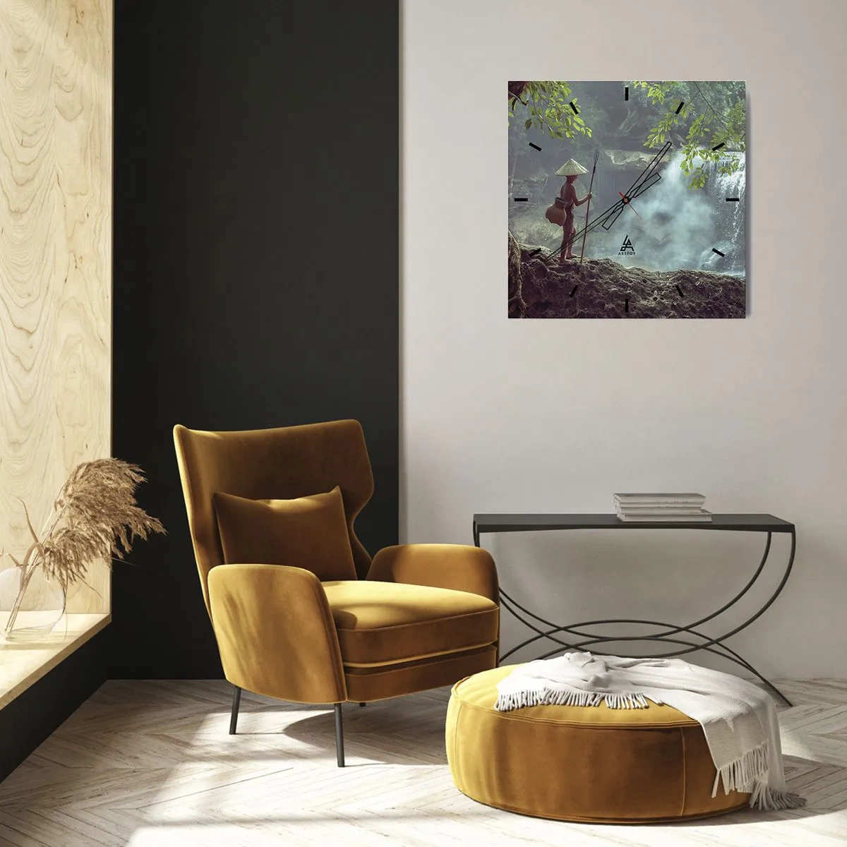 Wanduhr - Glasuhr - Eine Figur mit einem Speer an einem Wasserfall in einem tropischen Wald - 30x30cm - Befreundet mit der Natur - Moderne Wanddekoration für Wohnzimmer und Schlafzimmer ARTTOR
