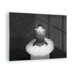 Glasbild - Bild auf glas - Eine sitzende Ballerina in einem Tüllrock vor einem Schatten - 70x50cm - Es blüht gerade - Moderne Wanddekoration für Wohnzimmer und Schlafzimmer ARTTOR
