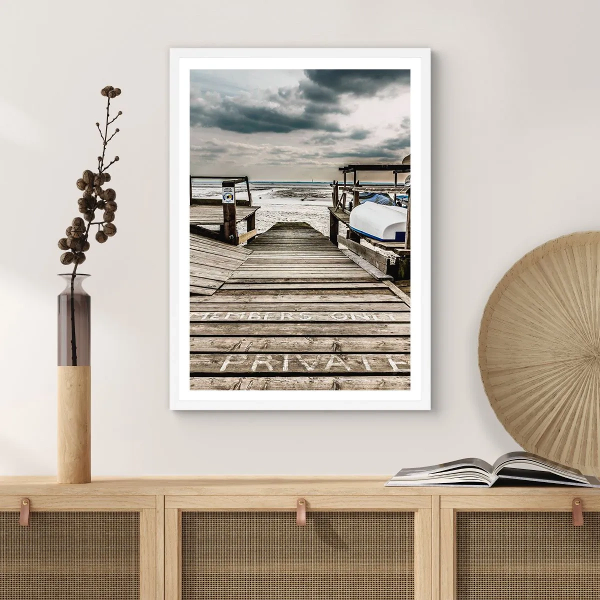 Poster in einem weißen Rahmen - Mitternachtsstrand - 70x100 cm
