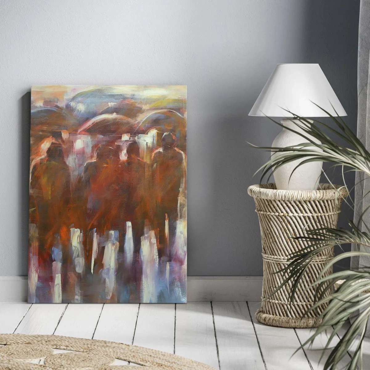 Bild auf Leinwand - Leinwandbild - Eine Menschenmenge mit Regenschirmen in einer regnerischen, künstlerischen Umgebung - 50x70cm - Auch bei Regen und Nebel - Moderne Wanddekoration für Wohnzimmer und Schlafzimmer ARTTOR