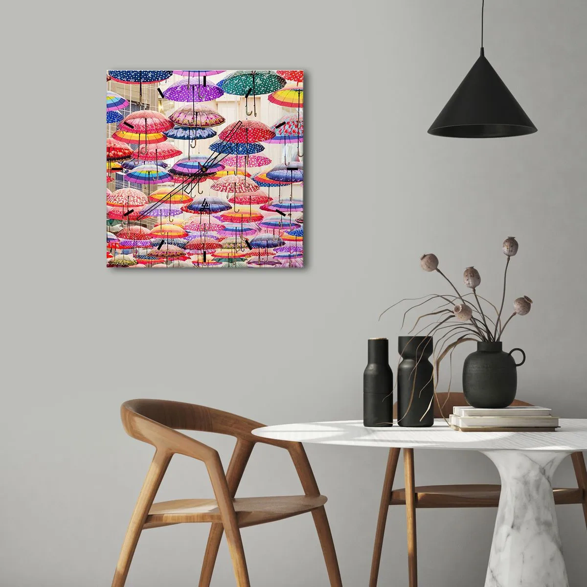 Wanduhr - Glasuhr - Bunte Regenschirme schweben in der Luft - 30x30cm - Stadtwiese - Moderne Wanddekoration für Wohnzimmer und Schlafzimmer ARTTOR