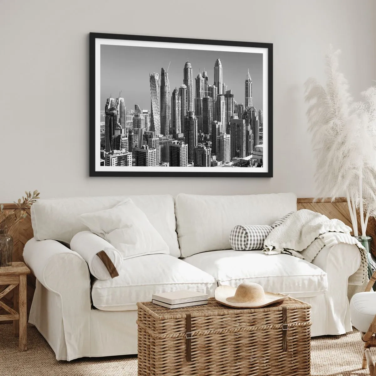 Poster in einem schwarzem Rahmen - Panorama moderner Wolkenkratzer in monochromen Tönen - 70x50cm - Stadt in der Wüste - Moderne Wanddekoration für Wohnzimmer und Schlafzimmer ARTTOR