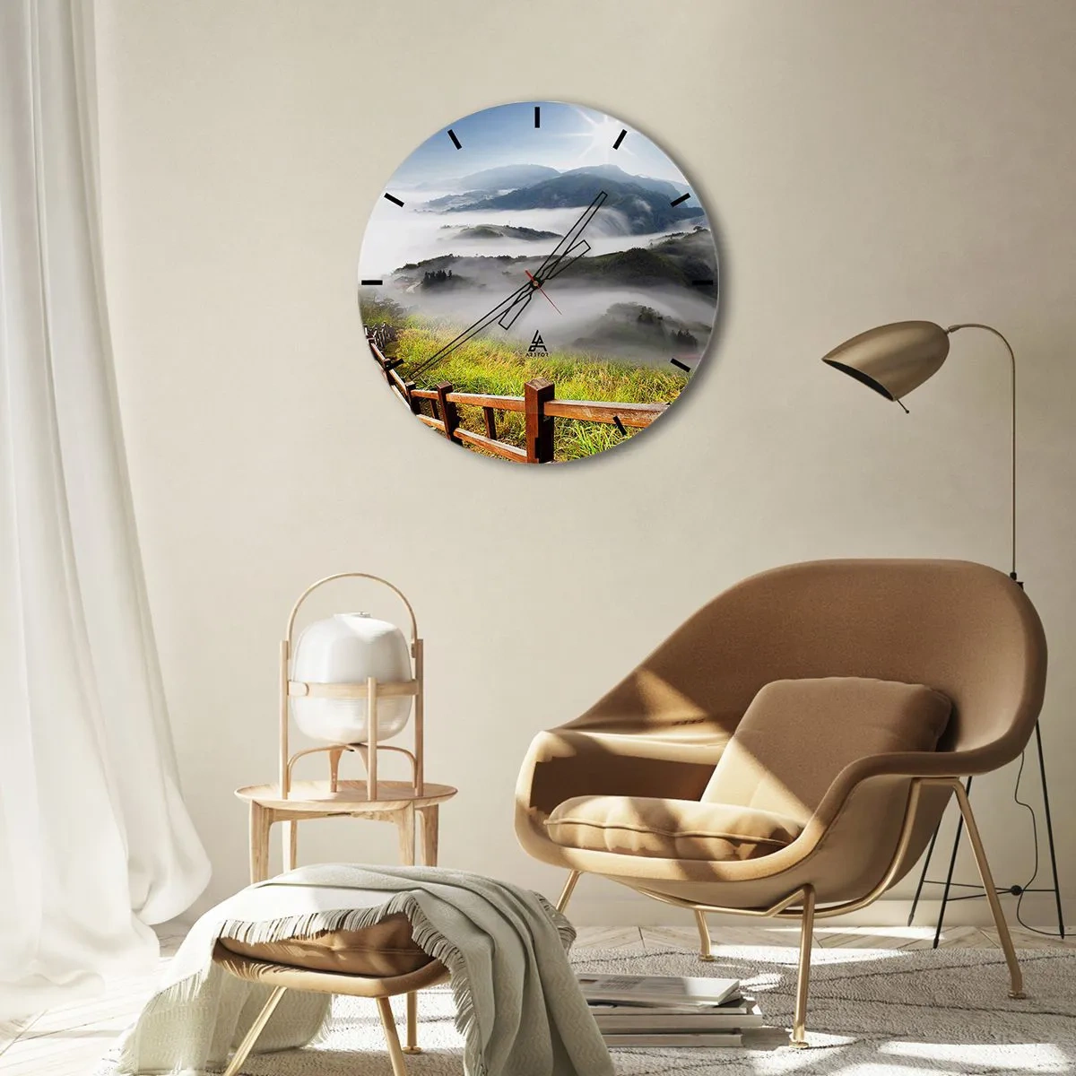 Wanduhr - Glasuhr - Blick auf ein nebliges Tal mit einem Holzzaun - 30x30cm - Gewebt aus Lichtschein und Nebel - Moderne Wanddekoration für Wohnzimmer, Küche und Schlafzimmer ARTTOR