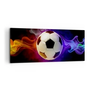 Bild auf Leinwand - Leinwandbild - Ein Fußball, umgeben von bunten Raucheffekten auf dunklem Hintergrund. - 120x50cm - Die magische Kraft des Spiels - Moderne Wanddekoration für Wohnzimmer und Schlafzimmer ARTTOR