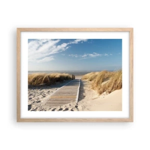 Poster in einem Rahmen aus heller Eiche - Hinter der Düne, im Rauschen des Grases - 50x40 cm