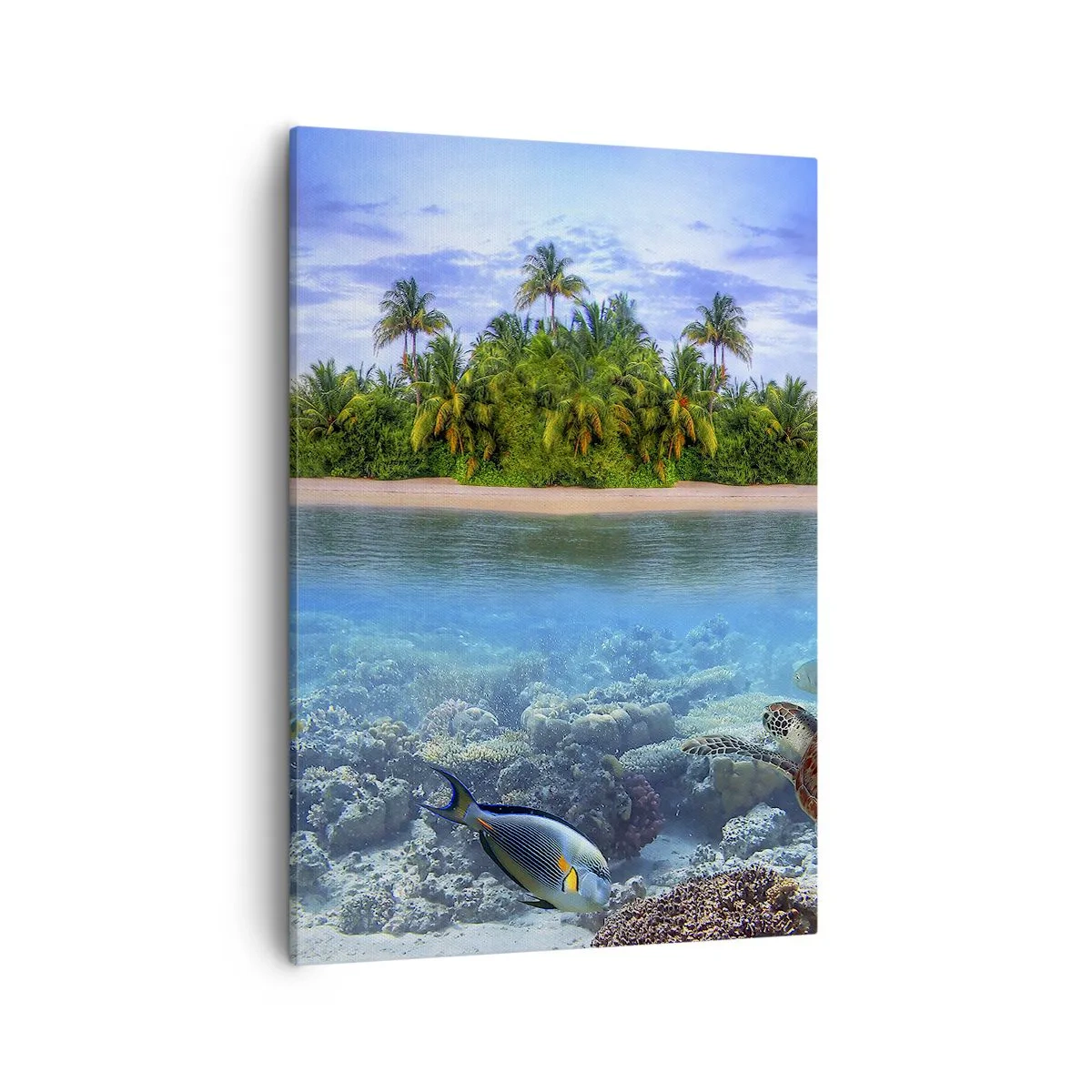 Bild auf Leinwand - Leinwandbild - Eine tropische Insel, umgeben von einem türkisfarbenen Ozean mit einem Korallenriff und Fischen. - 50x70cm - Heavenly Island lädt dich ein - Moderne Wanddekoration für Wohnzimmer und Schlafzimmer ARTTOR