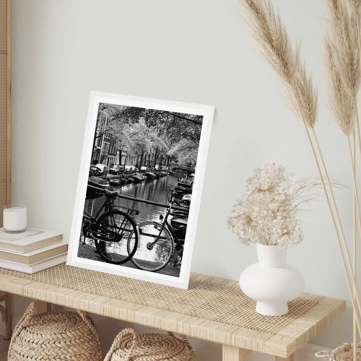 Poster in einem weißen Rahmen - Ein sehr holländischer Anblick - 50x70 cm