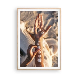 Poster in einem Rahmen aus heller Eiche - Schönheit an Ihren Fingerspitzen - 70x100 cm