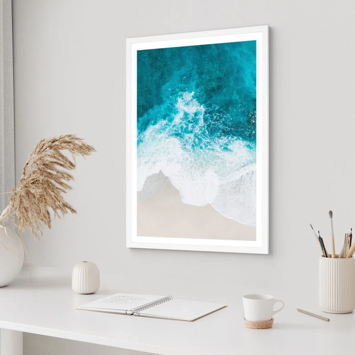 Poster in einem weißen Rahmen - Natürliche Liebkosung - 70x100 cm