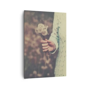 Bild auf Leinwand - Leinwandbild - Eine Hand hält Löwenzahn vor dem unscharfen Hintergrund eines Feldes voller Blumen. - 70x100cm - Bitte behalte sie - Moderne Wanddekoration für Wohnzimmer und Schlafzimmer ARTTOR