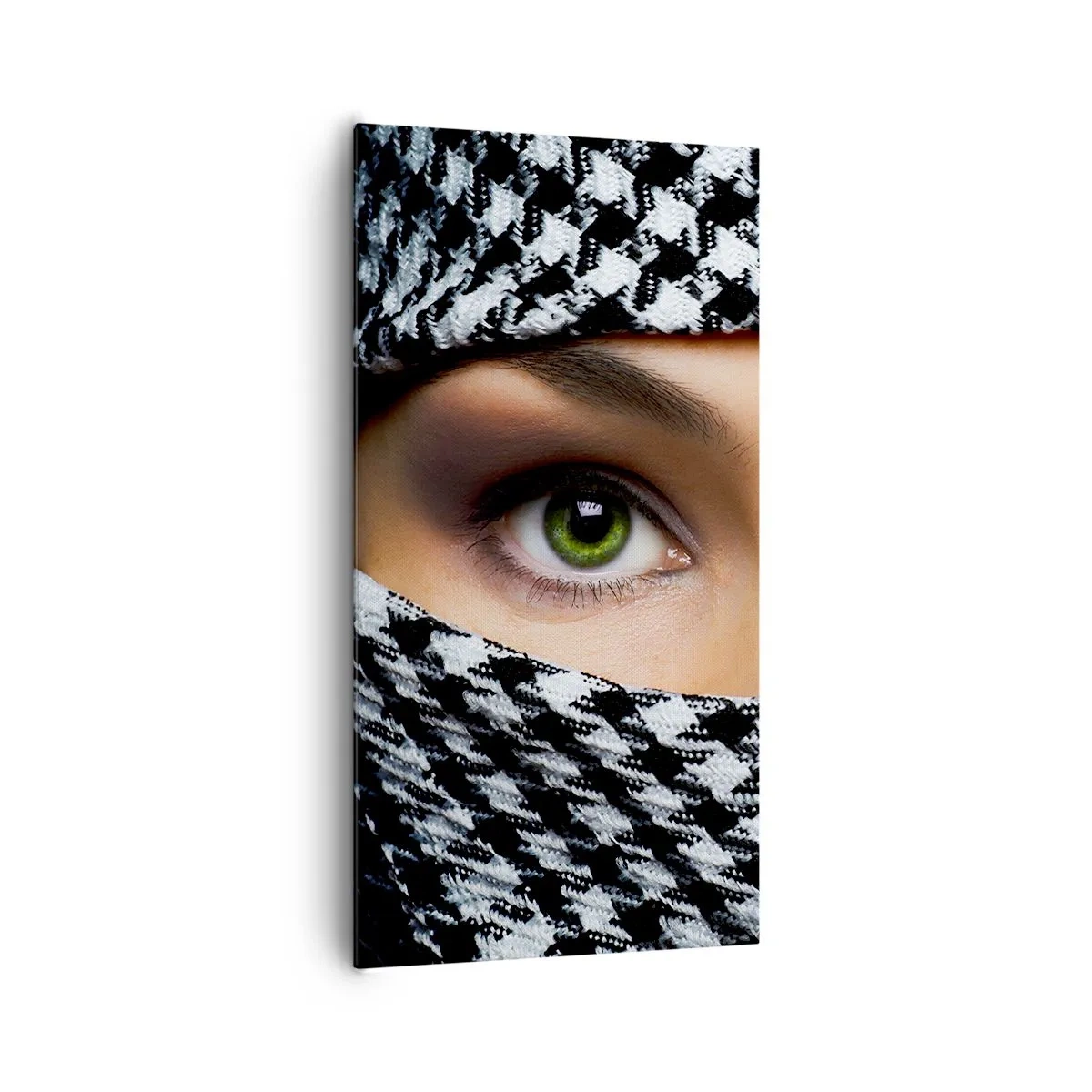 Bild auf Leinwand - Leinwandbild - Ein Porträt einer verschleierten grünäugigen Schönheit - 65x120 cm