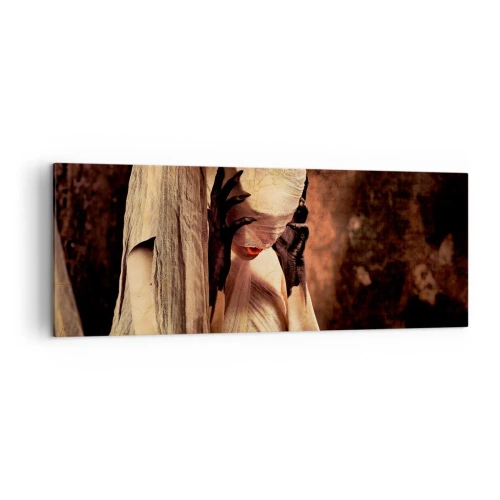 Bild auf Leinwand - Leinwandbild - Eine Frau mit Schleier und geheimnisvollem Styling vor dunklem Hintergrund - 140x50cm - Zwischen Gut und Böse - Moderne Wanddekoration für Wohnzimmer und Schlafzimmer ARTTOR