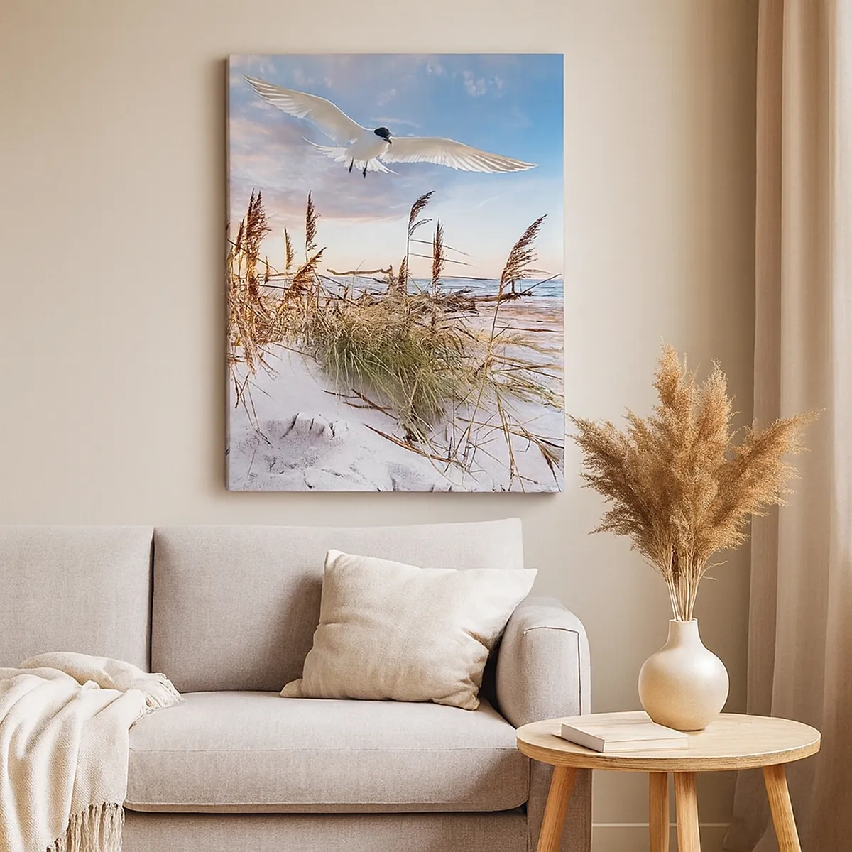 Bild auf Leinwand - Leinwandbild - Strand mit fliegenden Möwen bei Sonnenuntergang - 50x70cm - Wind vom Meer - Moderne Wanddekoration für Wohnzimmer und Schlafzimmer ARTTOR