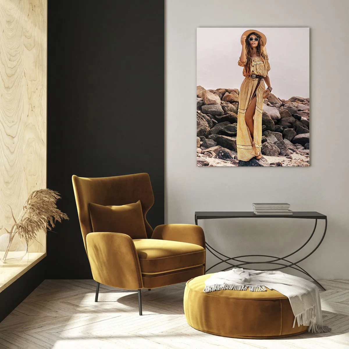 Glasbild - Bild auf glas - Eine Frau im Boho-Stil vor einem felsigen Strandhintergrund - 70x100cm - Die Magie der Steine - Moderne Wanddekoration für Wohnzimmer und Schlafzimmer ARTTOR