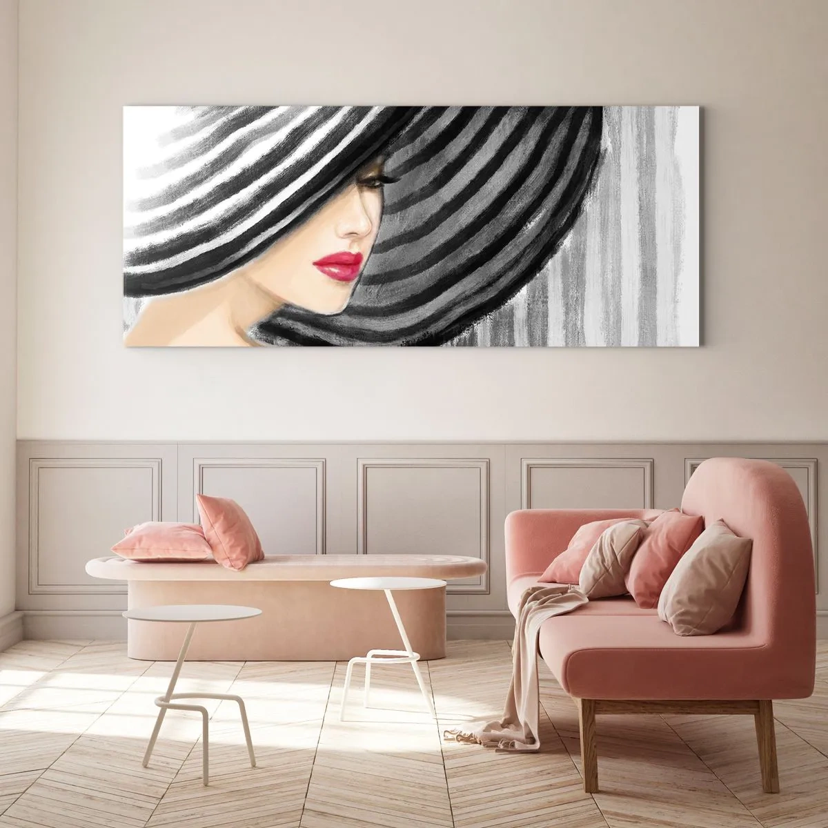 Glasbild - Bild auf glas - Frau trägt einen schwarz-weißen Hut mit rotem Akzent - 140x50cm - Wo soll ich dich finden? - Moderne Wanddekoration für Wohnzimmer und Schlafzimmer ARTTOR
