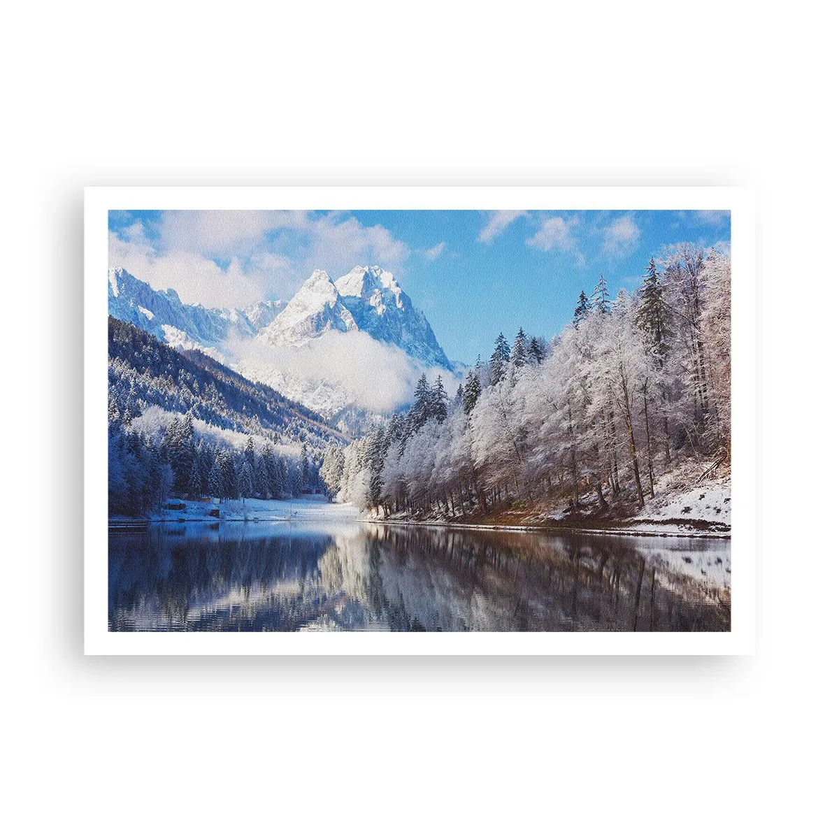 Poster - Winterliche Berglandschaft mit schneebedeckten Bäumen und einem See - 100x70cm - Schneefang - Moderne Wanddekoration für Wohnzimmer und Schlafzimmer ARTTOR