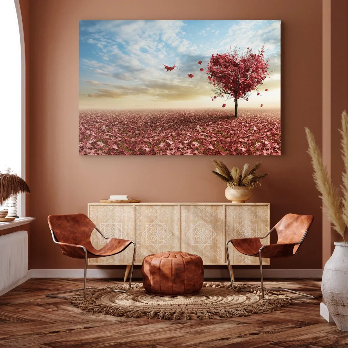Bild auf Leinwand - Leinwandbild - Ein einsamer herzförmiger Baum in einem Feld aus roten Blättern - 120x80cm - Verliebe dich auch - Moderne Wanddekoration für Wohnzimmer und Schlafzimmer ARTTOR