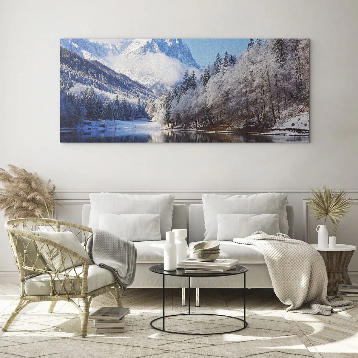 Glasbild - Bild auf glas - Winterliche Berglandschaft mit schneebedeckten Bäumen und einem See - 160x50cm - Schneefang - Moderne Wanddekoration für Wohnzimmer und Schlafzimmer ARTTOR