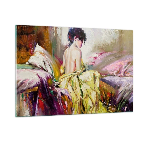 Glasbild - Bild auf glas - Eine Frau in einem gelben Kleid sitzt im impressionistischen Stil auf einem Bett. - 120x80cm - Zwischen den Lippen und dem Rand der Tasse - Moderne Wanddekoration für Wohnzimmer und Schlafzimmer ARTTOR