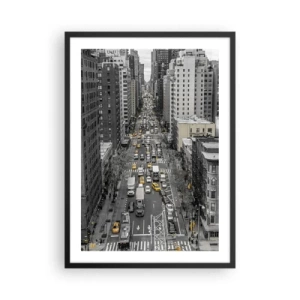 Poster in einem schwarzem Rahmen - New Yorker Straße in Schwarz und Weiß mit gelben Taxis - 50x70cm - New Yorker Leben - Moderne Wanddekoration für Wohnzimmer und Schlafzimmer ARTTOR