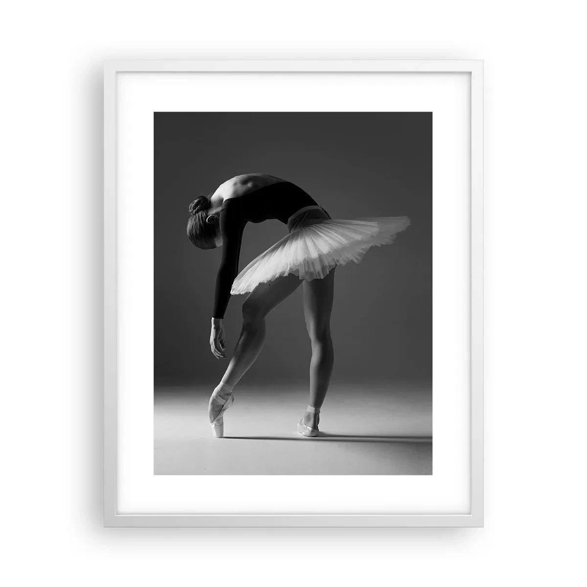 Poster in einem weißen Rahmen - Bella Ballerina - 40x50 cm