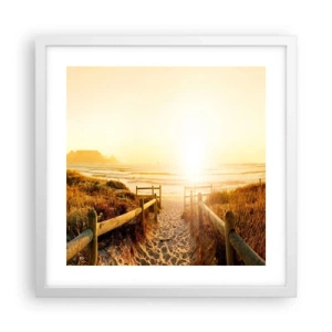 Poster in einem weißen Rahmen - Über die Düne, der Sonne entgegen - 40x40 cm